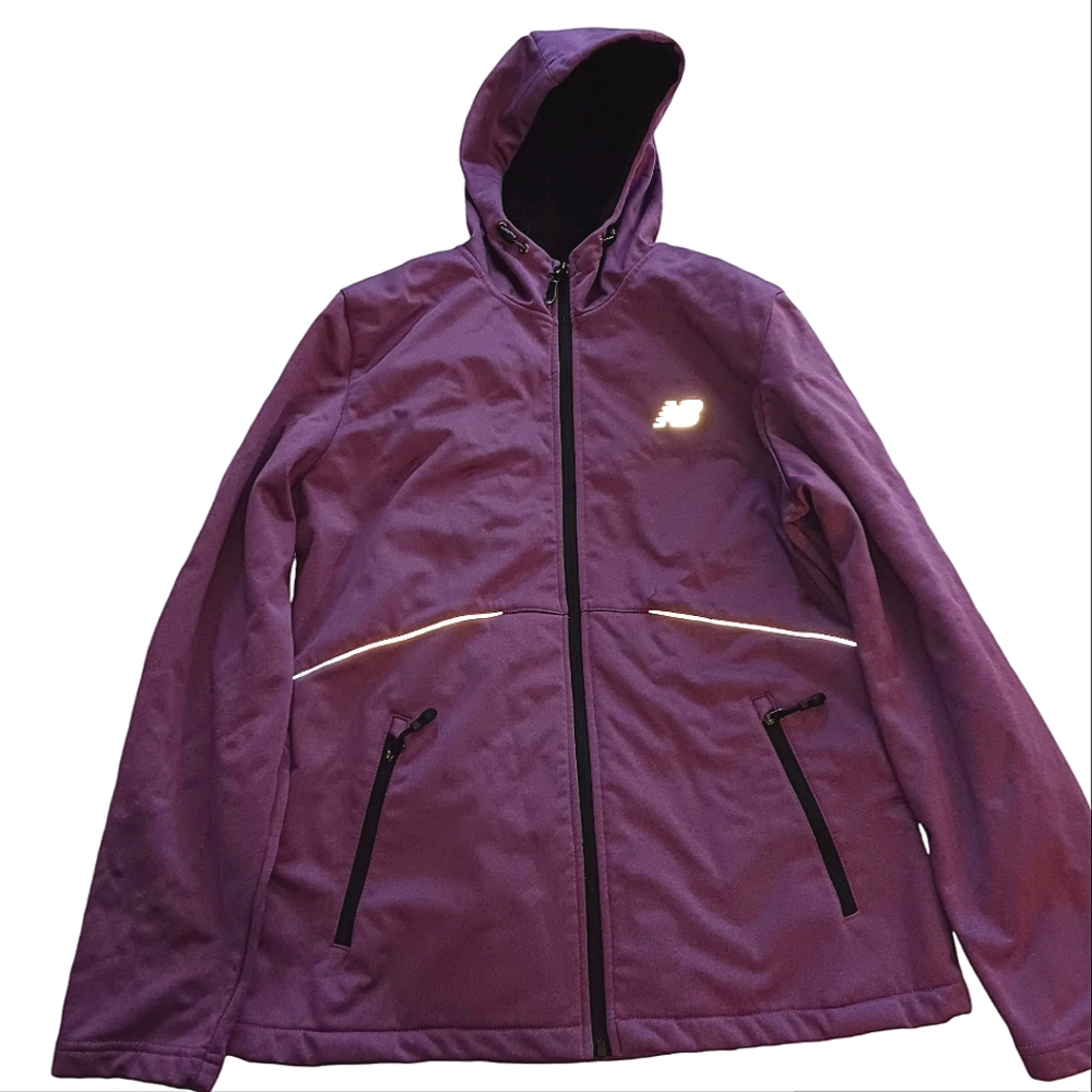 New Balance Women's Active Fitted Jacket. Purple Size M
